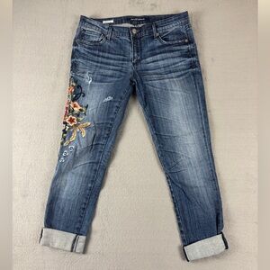 DRIFTWOOD Marilyn Blue Jeans with Colorful Floral Embroidery